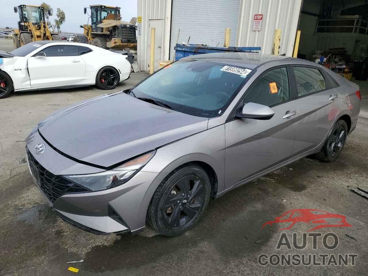 HYUNDAI ELANTRA 2021 - KMHLM4AG3MU161411
