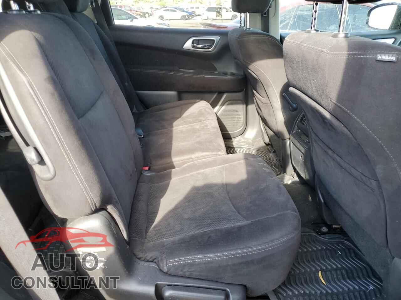 NISSAN PATHFINDER 2014 - 5N1AR2MNXEC659958