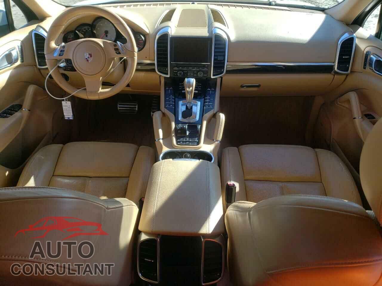 PORSCHE CAYENNE 2011 - WP1AB2A2XBLA44503