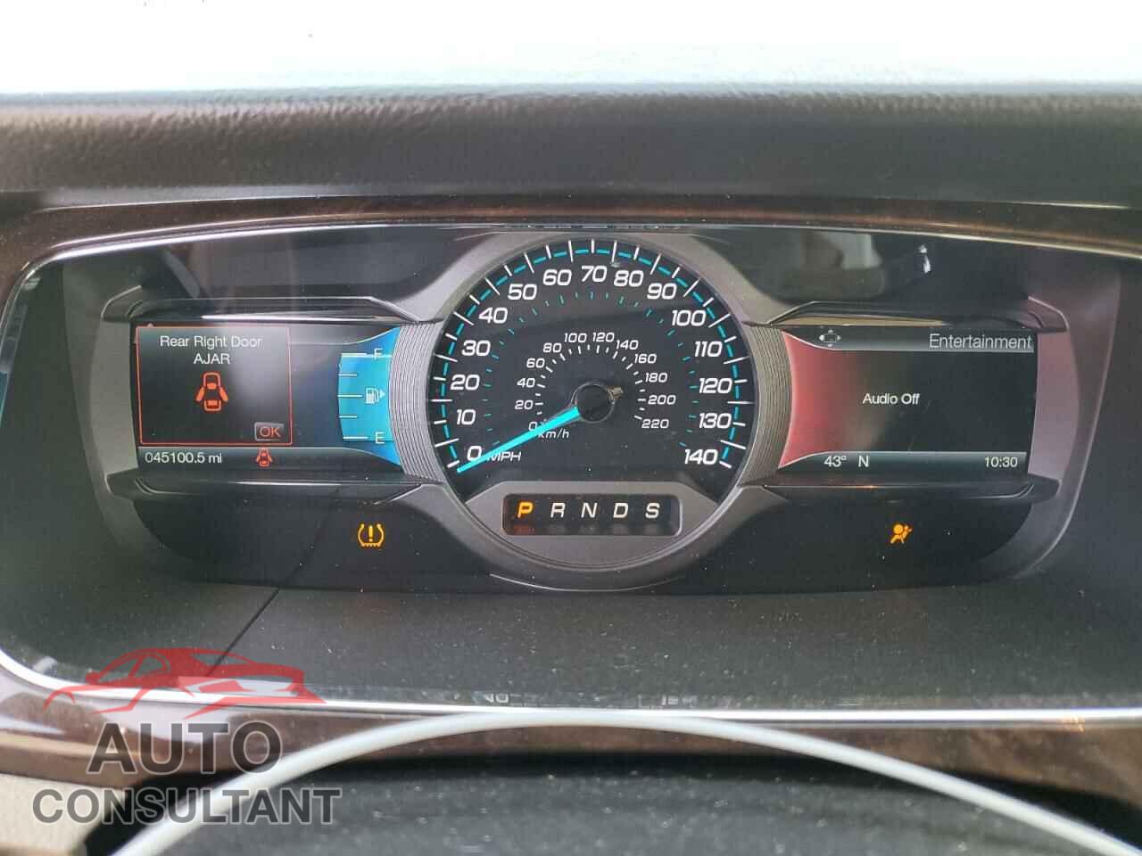 FORD TAURUS 2018 - 1FAHP2J80JG120720