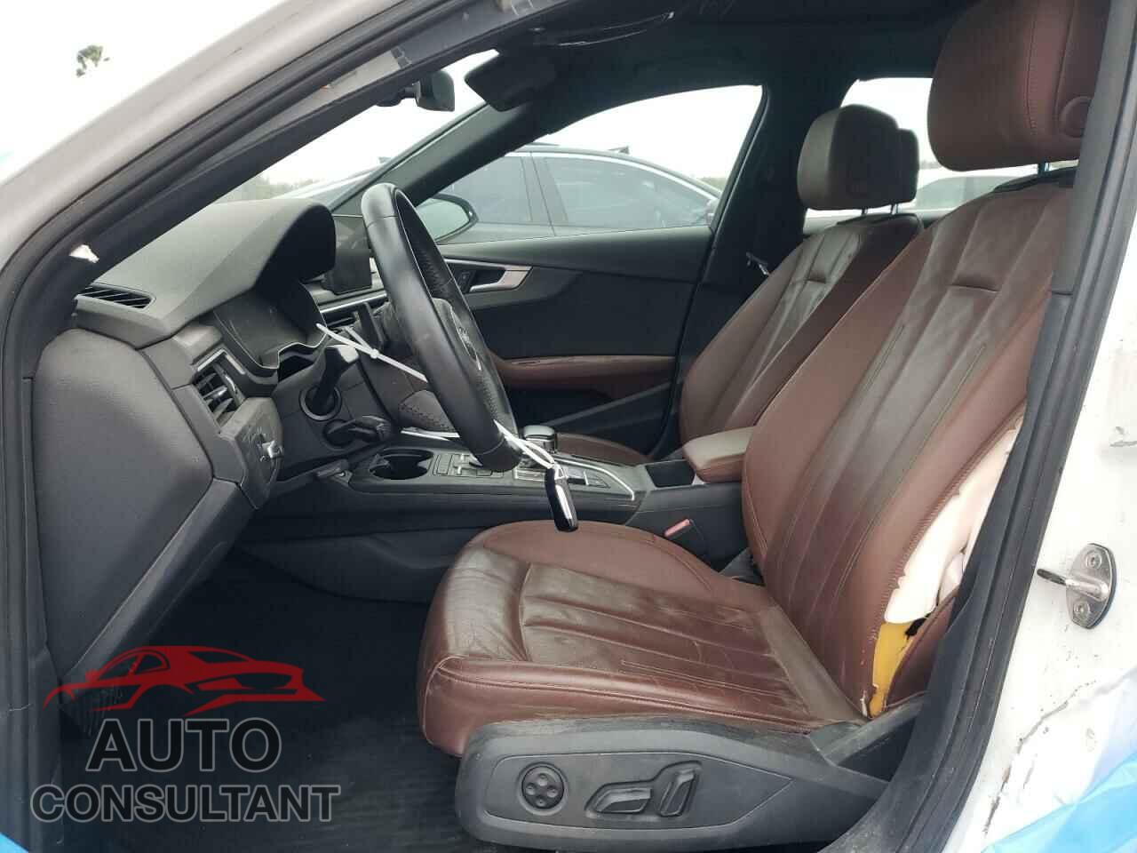 AUDI A4 2019 - WAUGMAF48KN017456