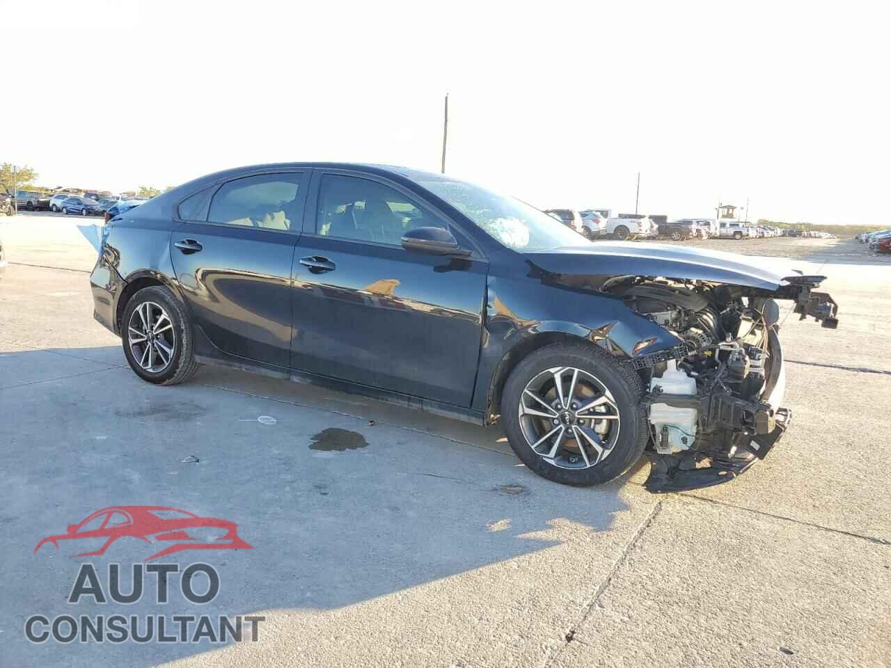 KIA FORTE 2023 - 3KPF24AD5PE676085