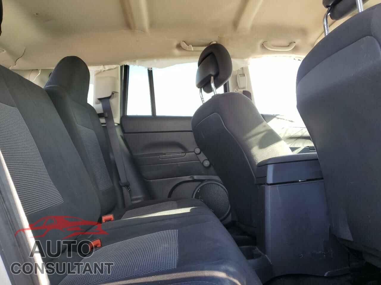 JEEP COMPASS 2014 - 1C4NJCBA1ED581700