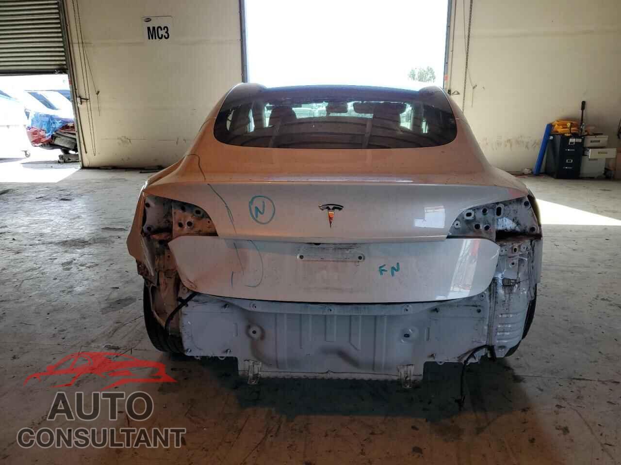TESLA MODEL 3 2020 - 5YJ3E1EA6LF658840