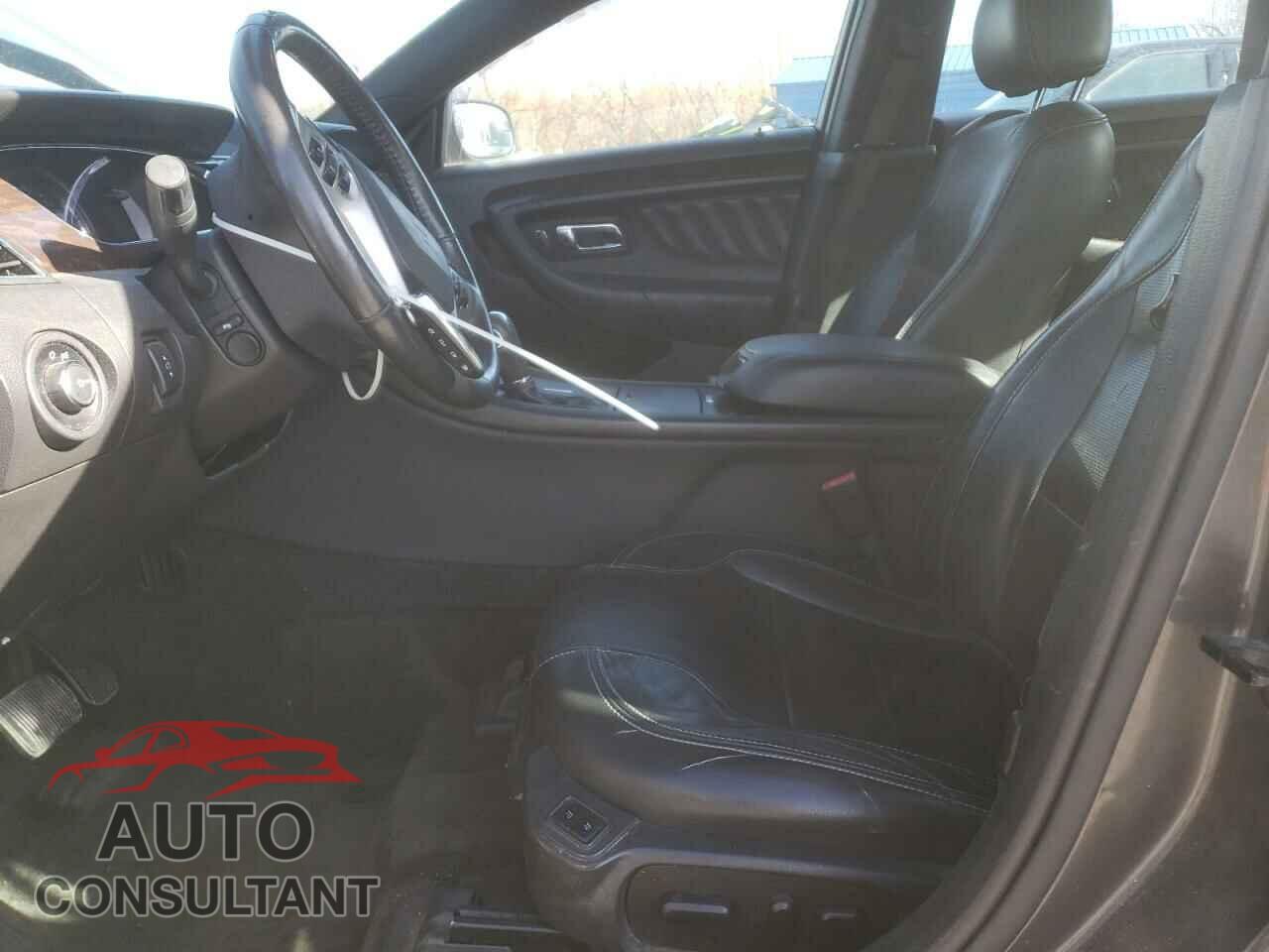 FORD TAURUS 2015 - 1FAHP2F84FG104861