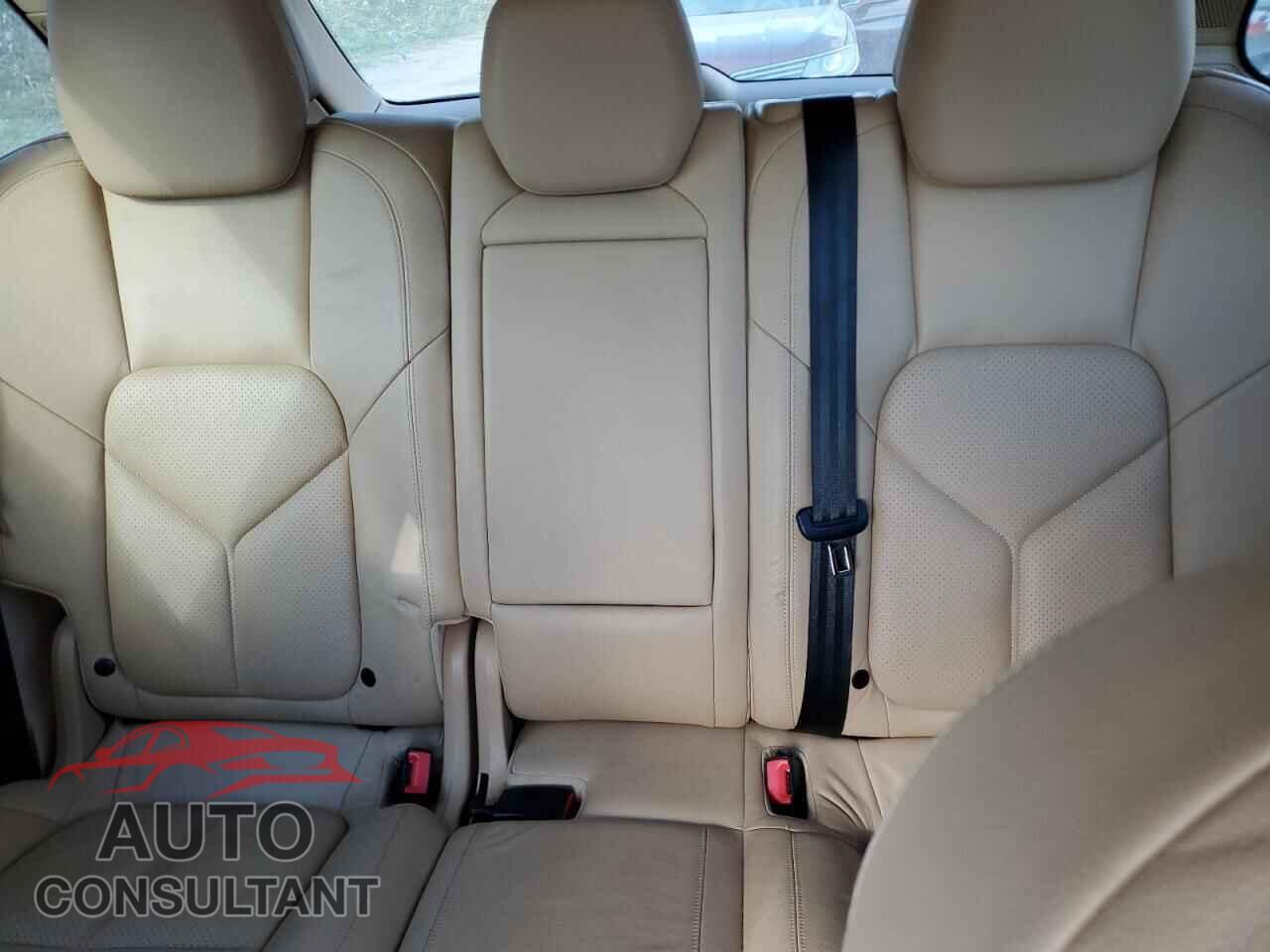 PORSCHE CAYENNE 2012 - WP1AB2A22CLA44979