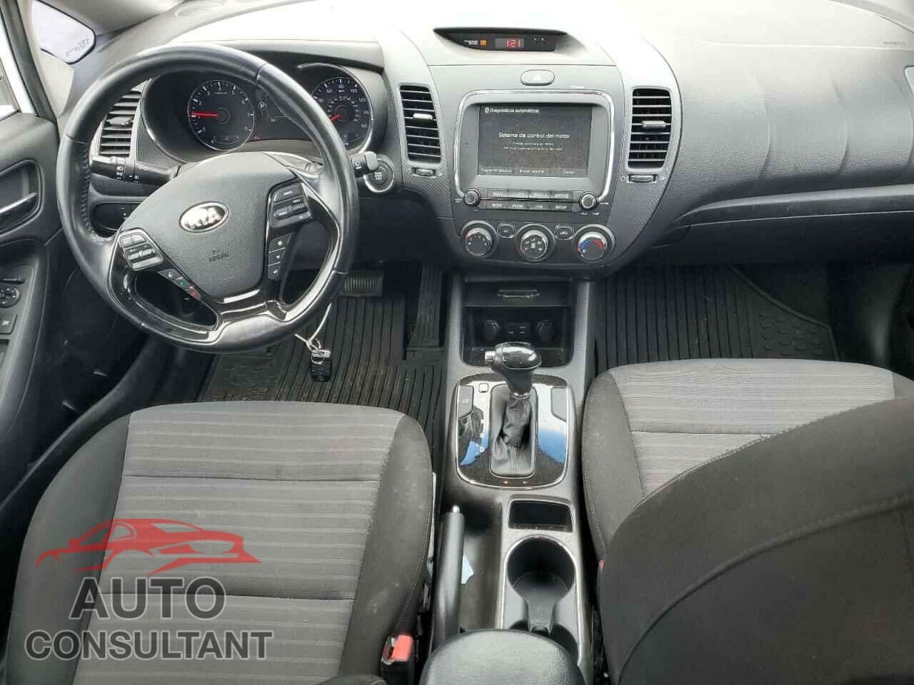 KIA FORTE 2017 - 3KPFL4A78HE103822