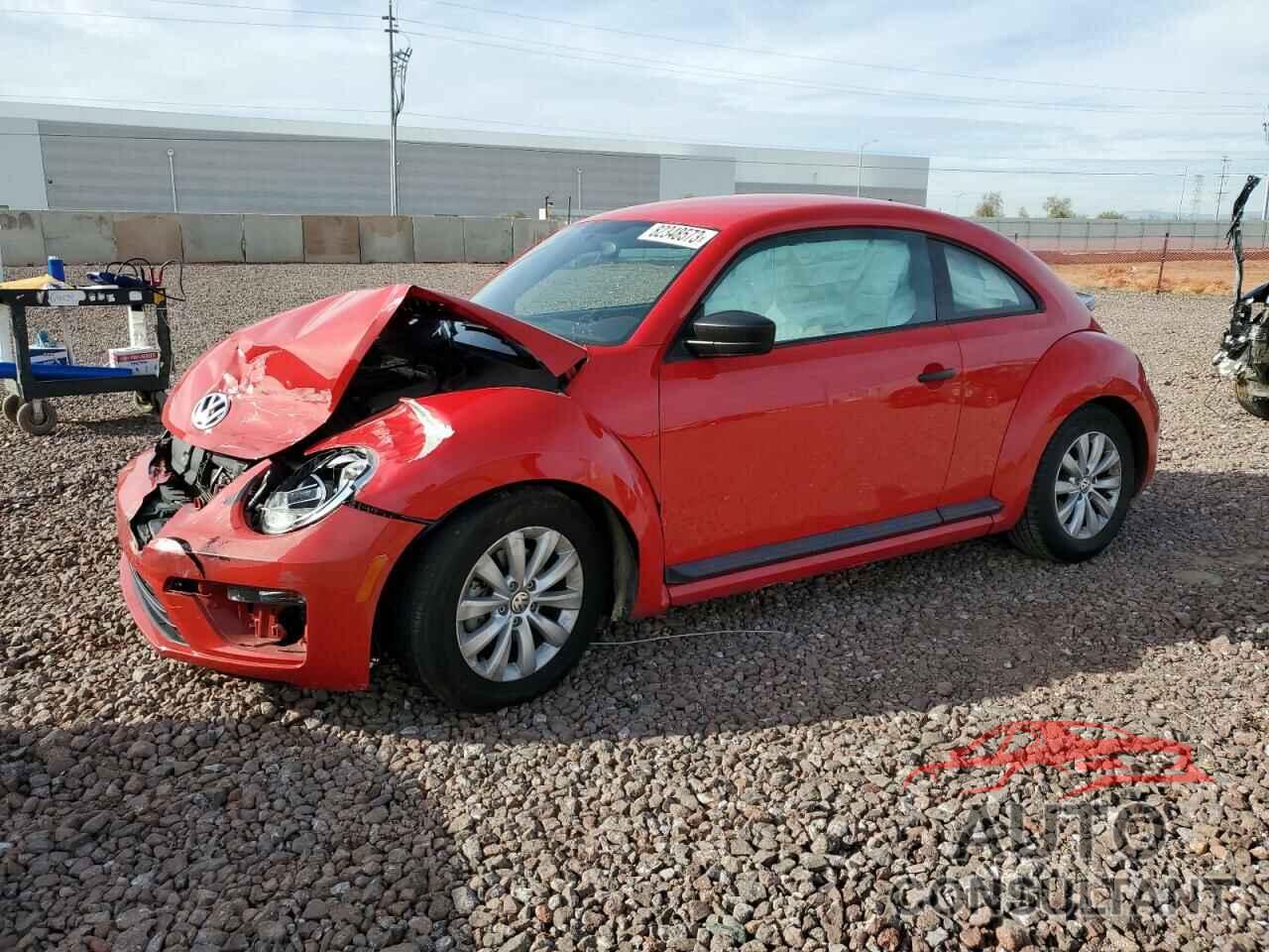 VOLKSWAGEN BEETLE 2018 - 3VWFD7AT3JM705497