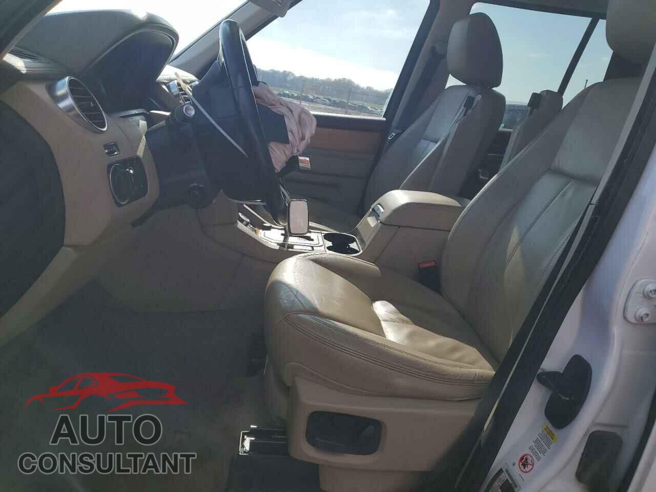 LAND ROVER LR4 2012 - SALAK2D49CA651920