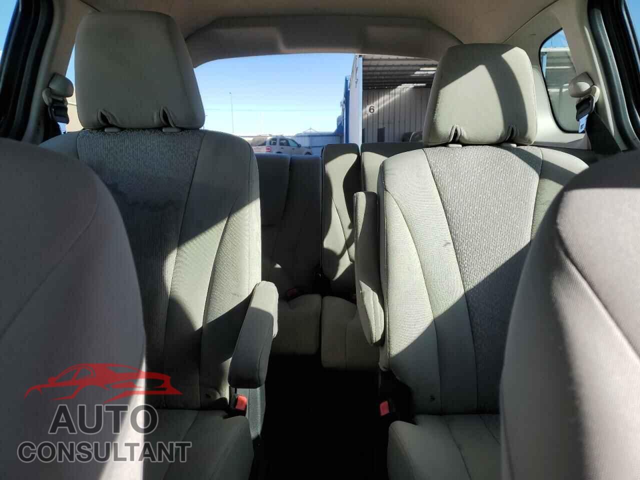 MAZDA 5 2012 - JM1CW2BL7C0117304