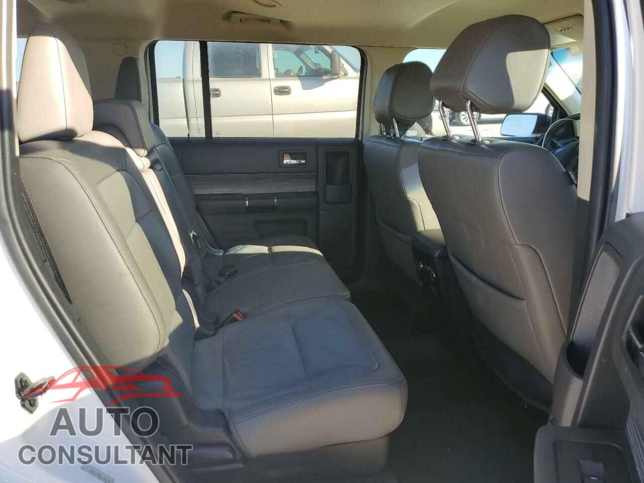 FORD FLEX 2018 - 2FMGK5D86JBA18567
