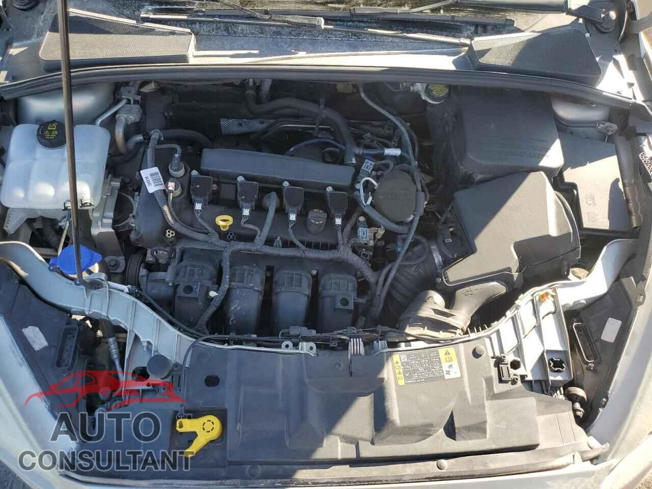 FORD FOCUS 2015 - 1FADP3J23FL269749
