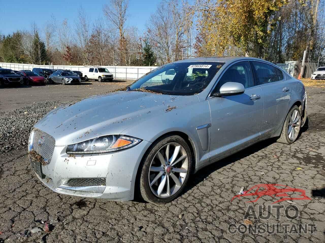 JAGUAR XF 2015 - SAJWA0F7XF8U51105
