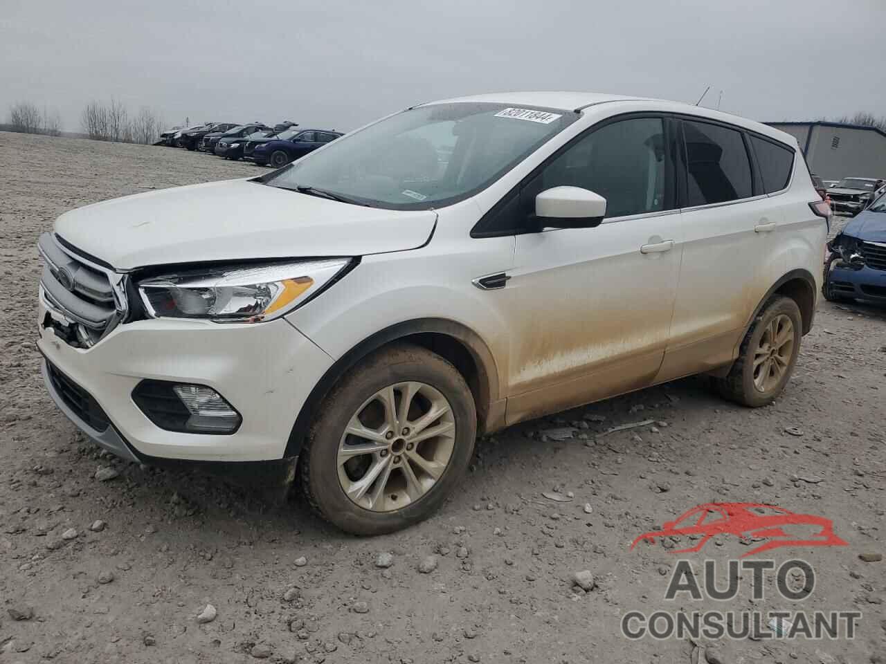FORD ESCAPE 2017 - 1FMCU9GD9HUF05176