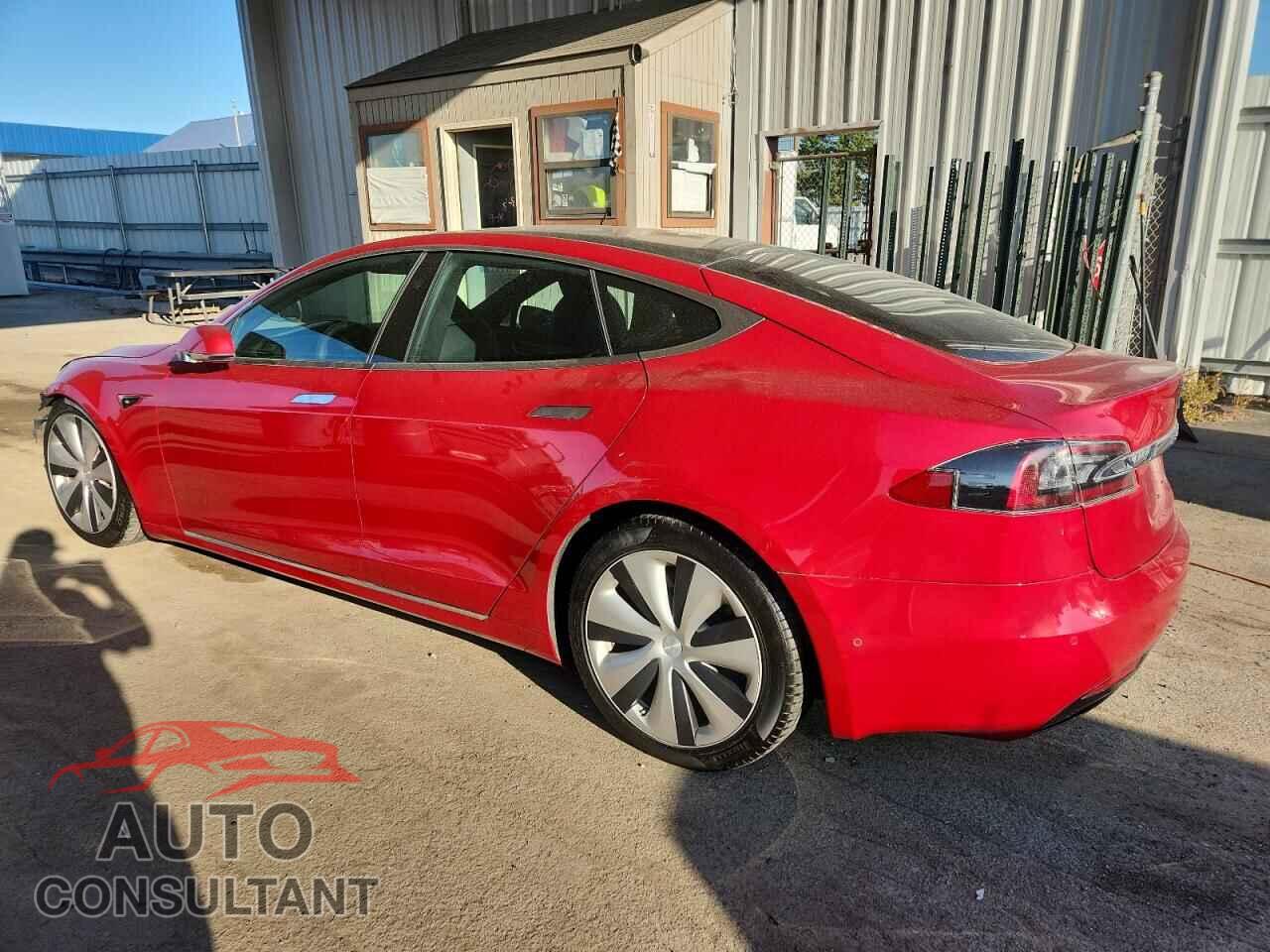 TESLA MODEL S 2020 - 5YJSA1E21LF390781