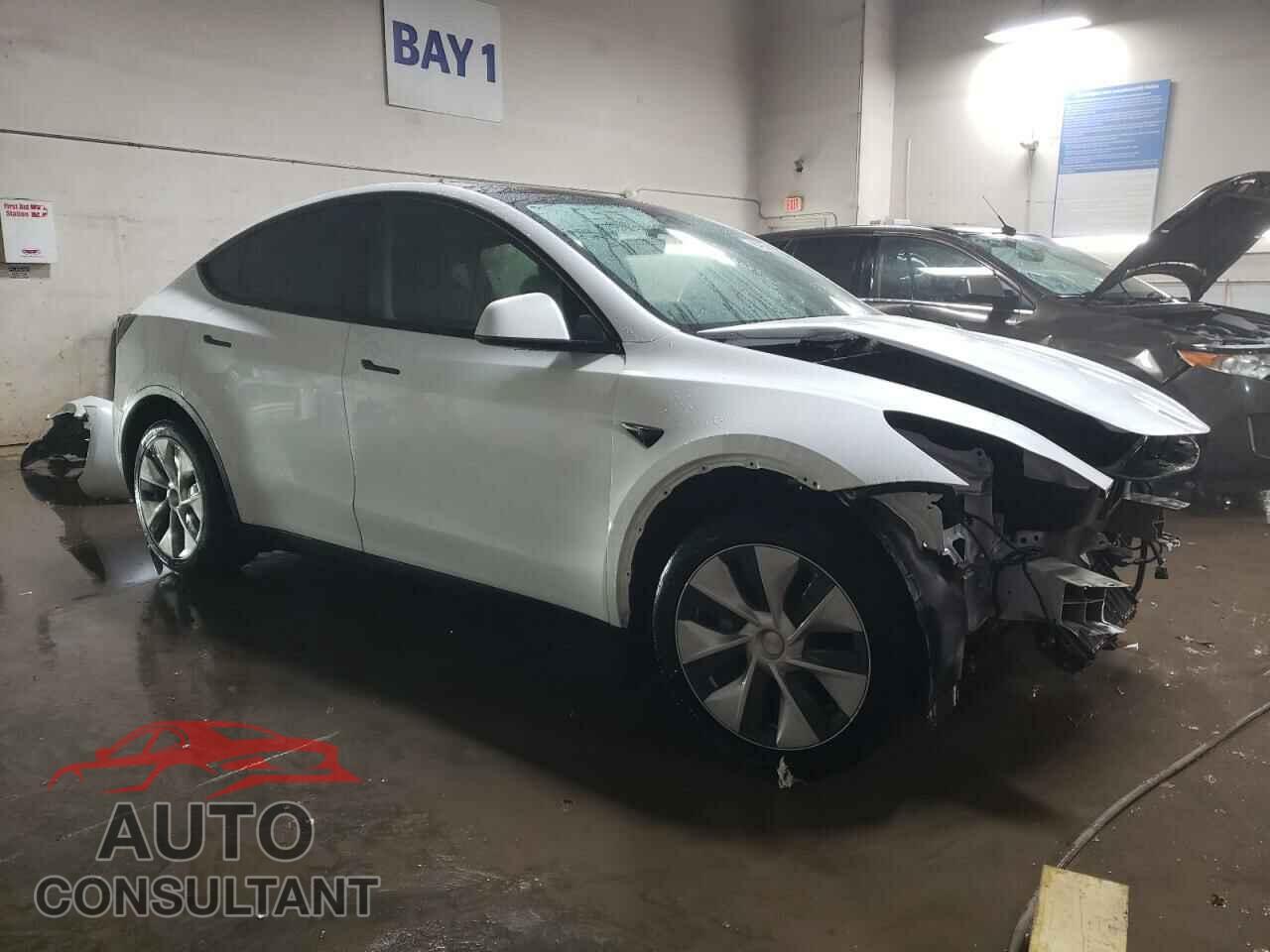 TESLA MODEL Y 2023 - 7SAYGDEE2PF601838