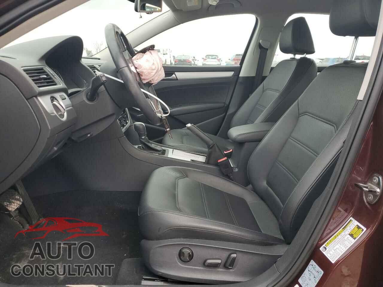 VOLKSWAGEN PASSAT 2012 - 1VWBH7A3XCC067319
