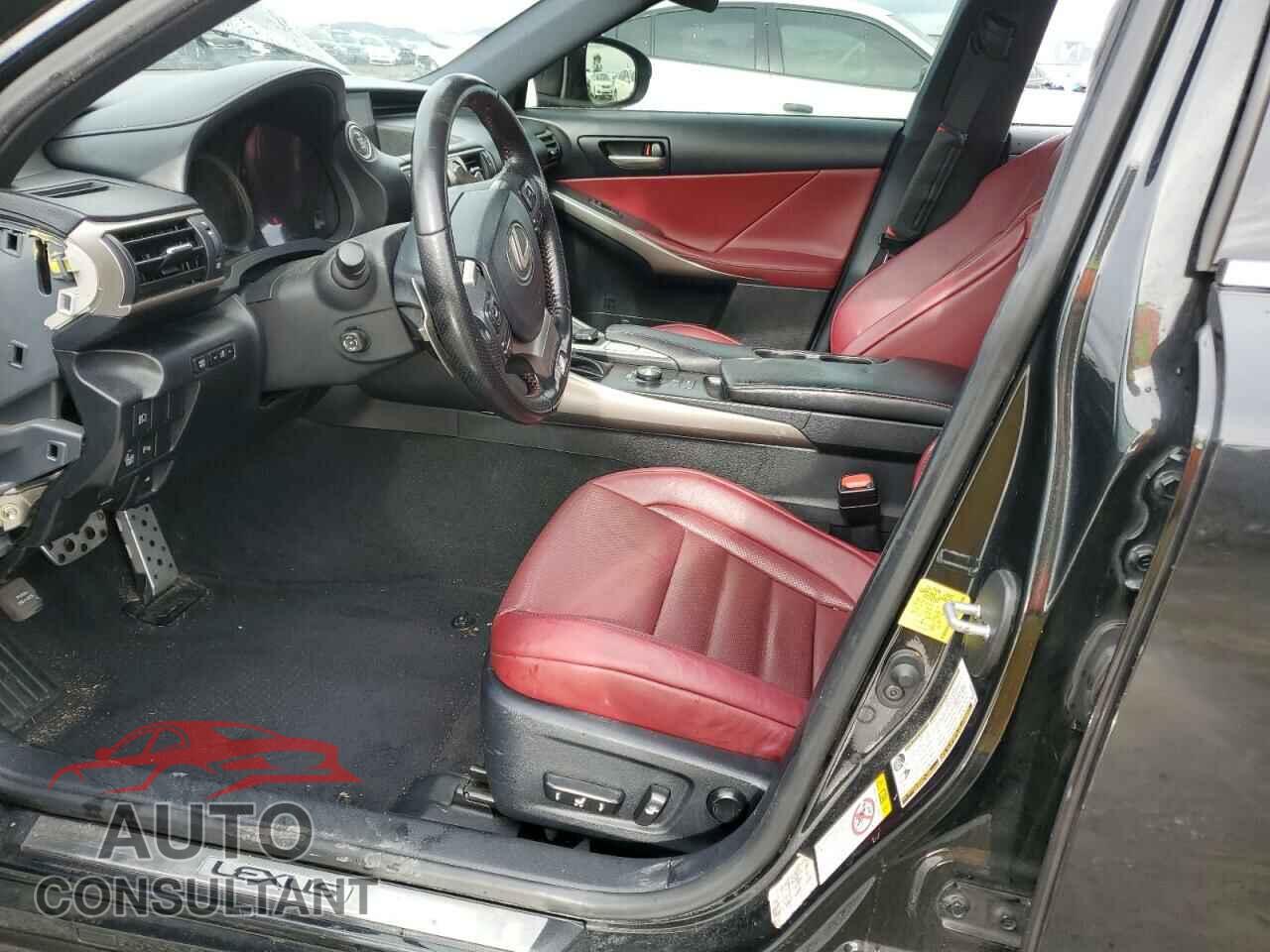 LEXUS IS 2018 - JTHBZ1D25J5032963