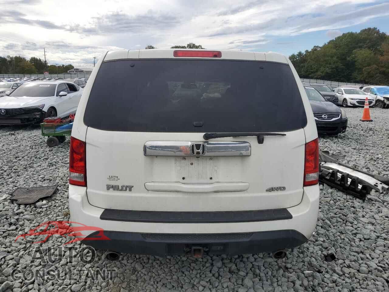 HONDA PILOT 2014 - 5FNYF4H51EB004947