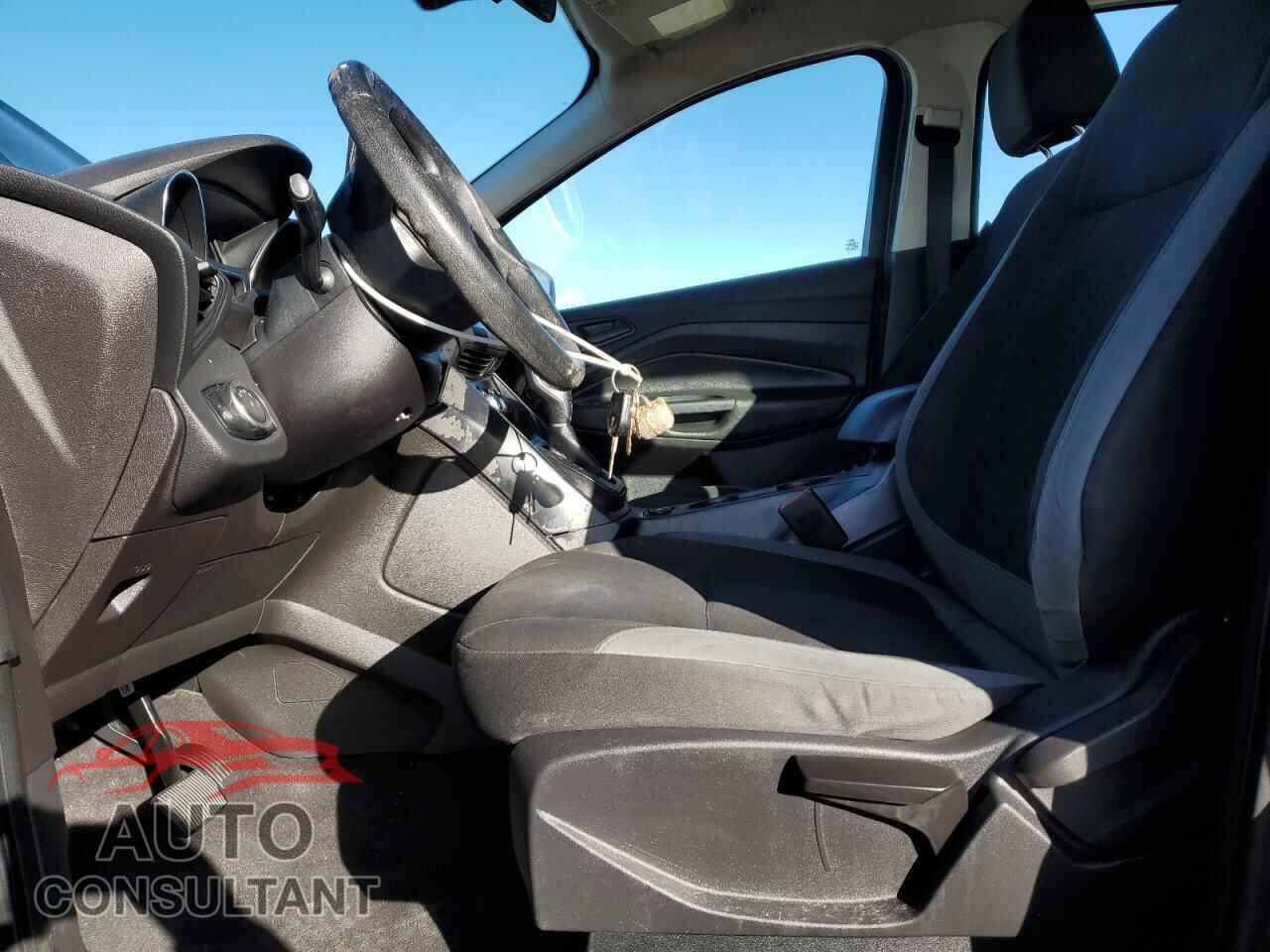 FORD ESCAPE 2016 - 1FMCU0F71GUB88631