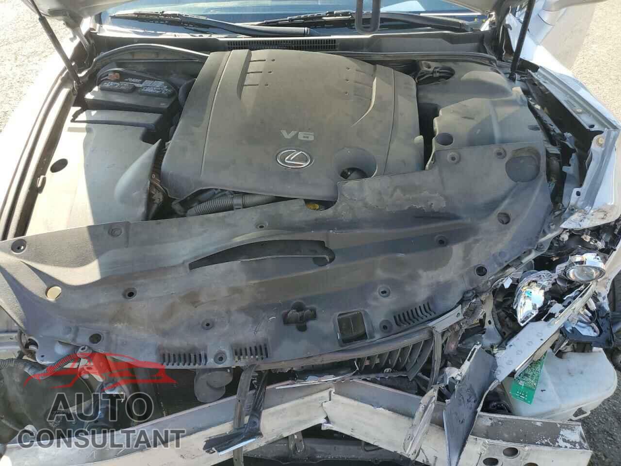 LEXUS IS 2011 - JTHBF5C29B5133569