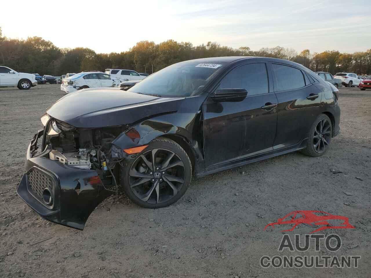 HONDA CIVIC 2018 - SHHFK7H43JU235014