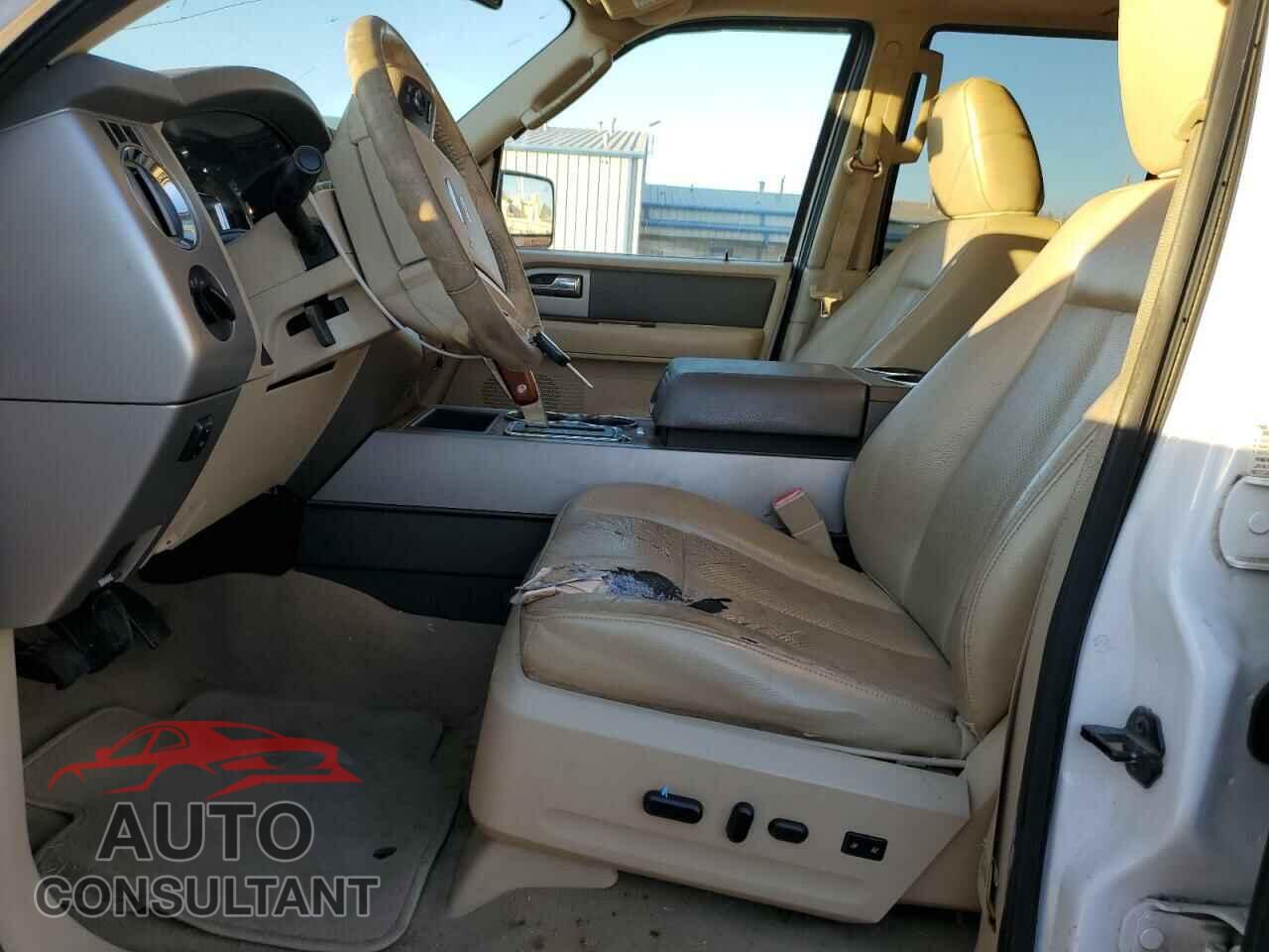 FORD EXPEDITION 2010 - 1FMJU1H51AEA00975