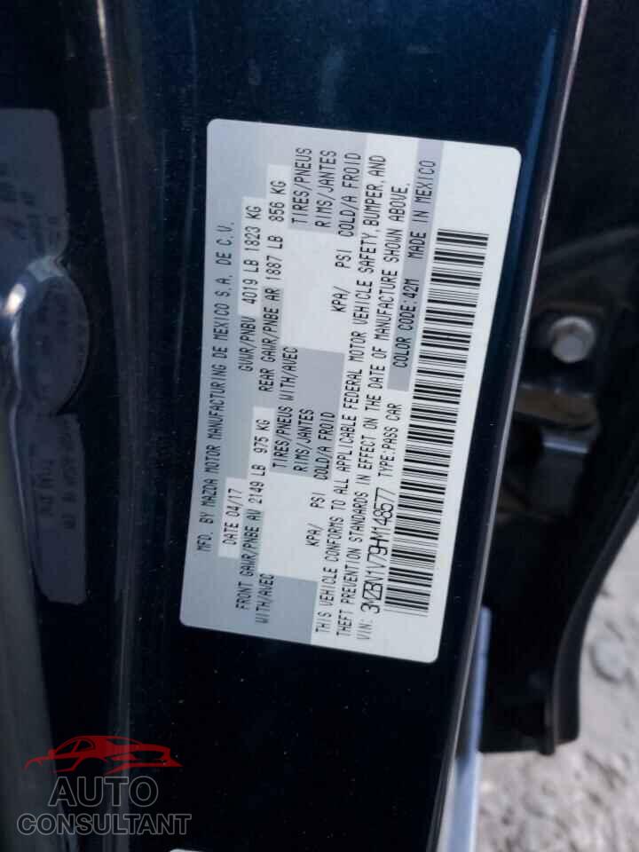 MAZDA 3 2017 - 3MZBN1V79HM148577