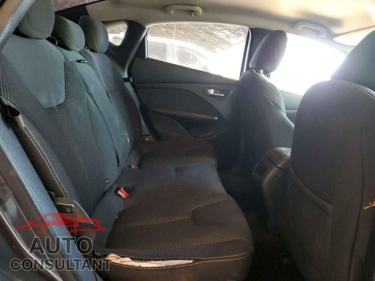 DODGE DART 2015 - 1C3CDFBH8FD201447