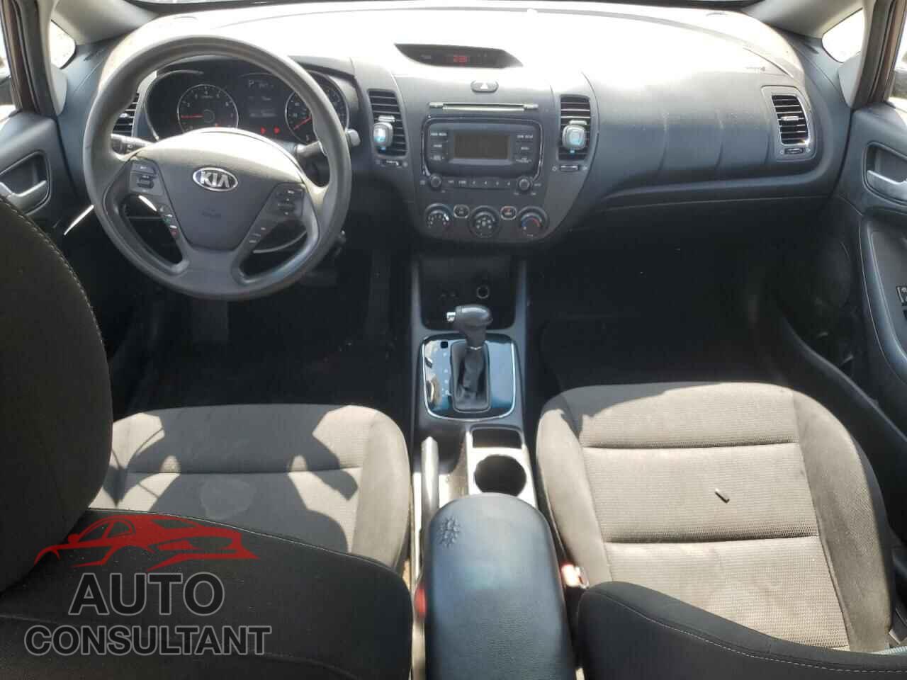 KIA FORTE 2017 - 3KPFK4A73HE083143