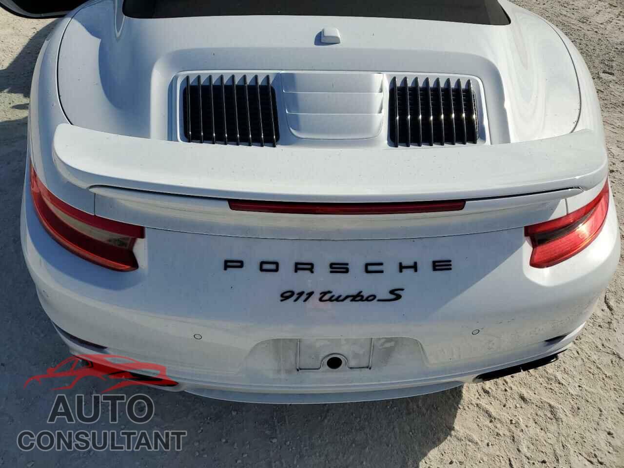 PORSCHE 911 2017 - WP0CD2A96HS178294