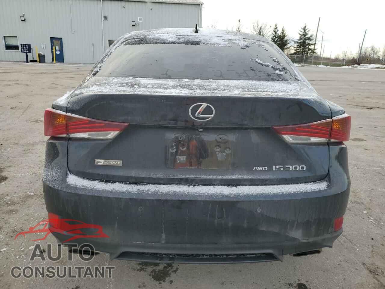 LEXUS IS 2018 - JTHC81D22J5027954