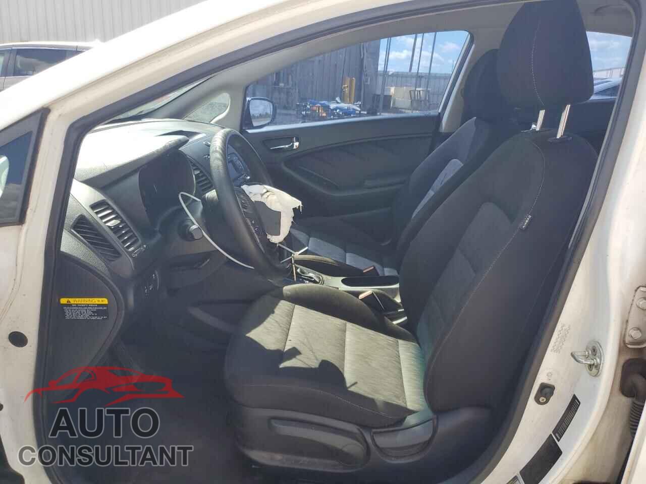 KIA FORTE 2016 - KNAFK4A68G5615744