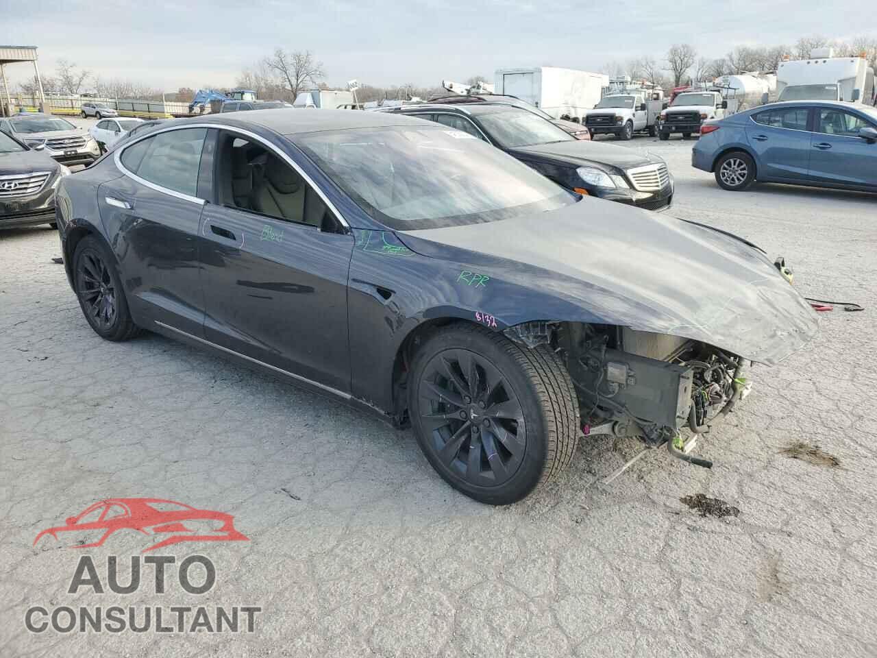 TESLA MODEL S 2019 - 5YJSA1E26KF311684