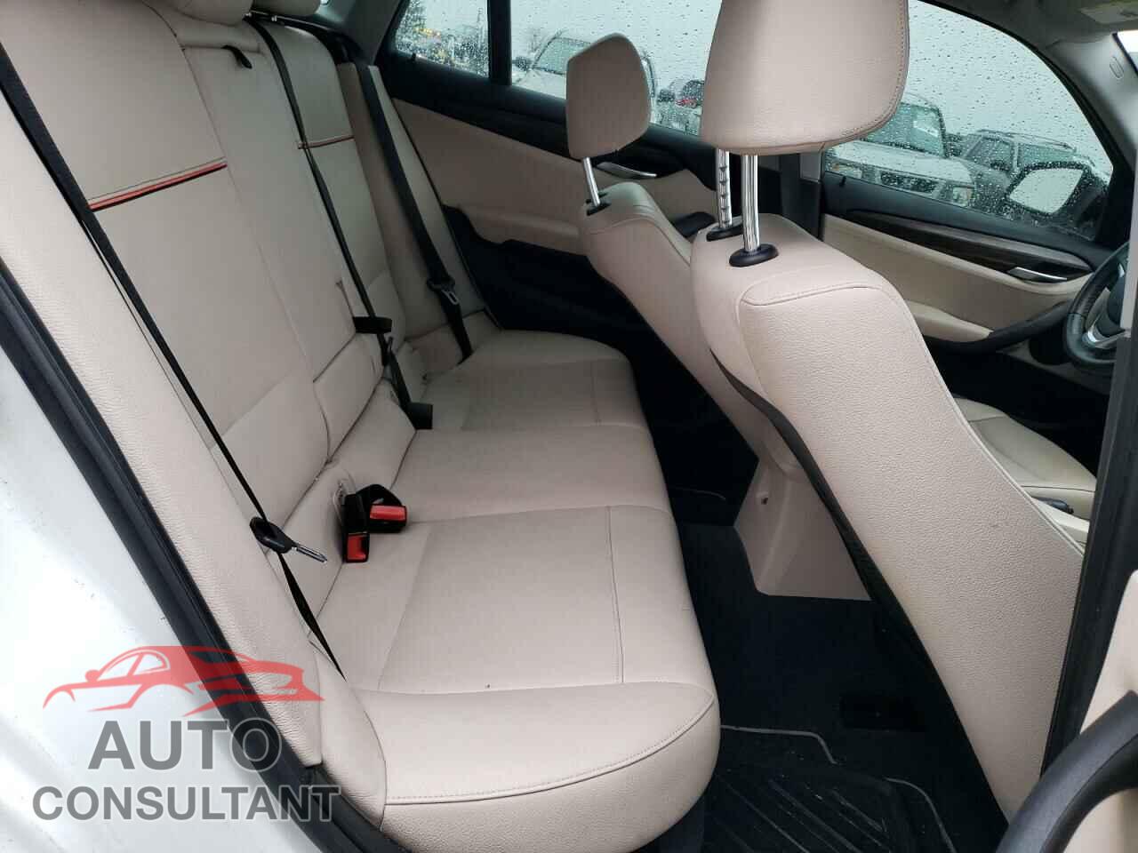 BMW X1 2013 - WBAVM1C5XDVL64276