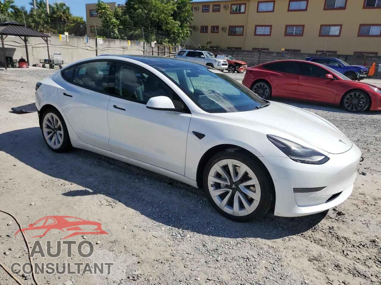 TESLA MODEL 3 2021 - 5YJ3E1EA5MF978409