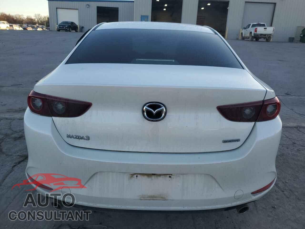 MAZDA 3 2023 - 3MZBPACM9PM380727