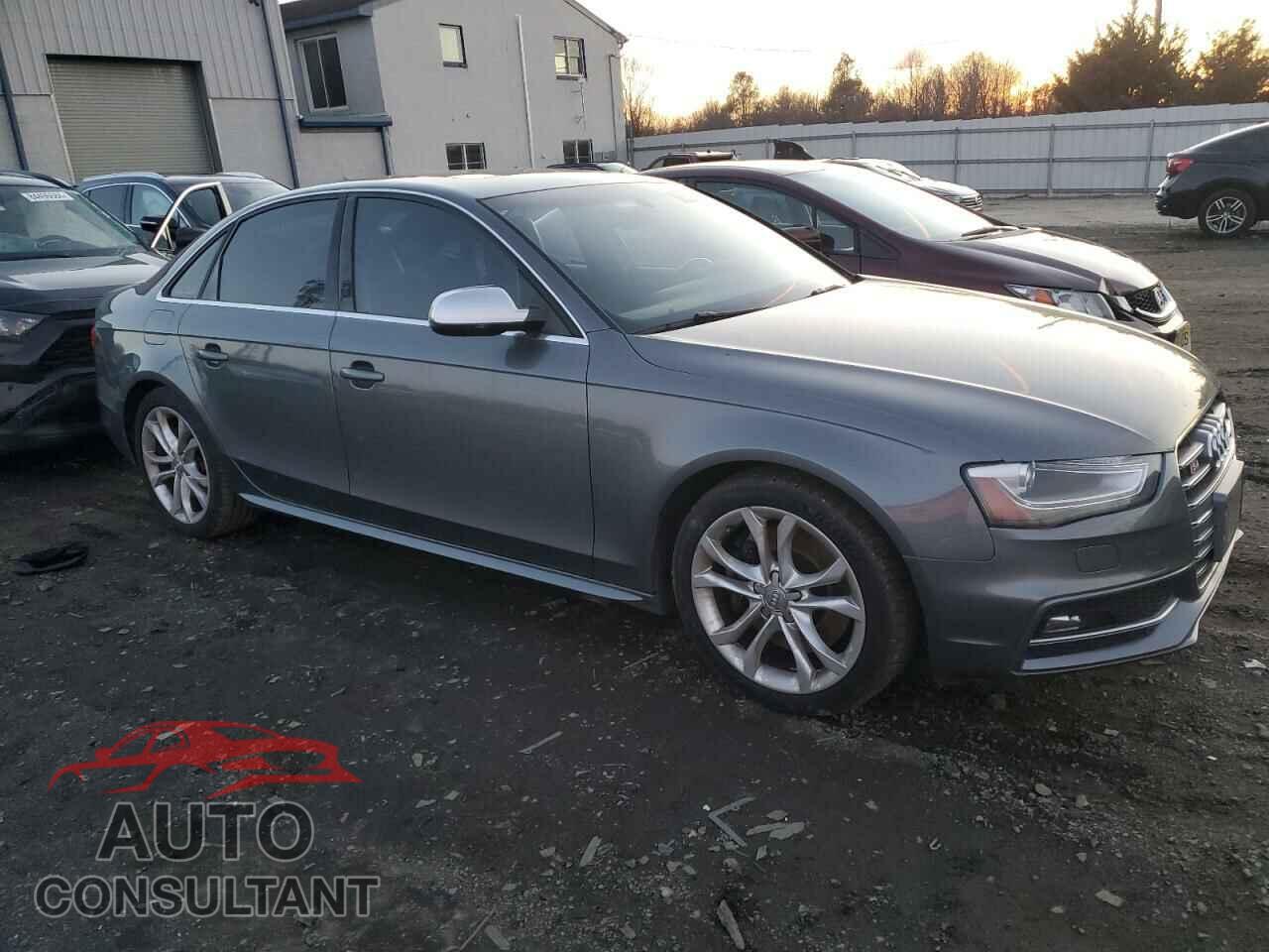 AUDI S4/RS4 2014 - WAUDGAFL2EA048960