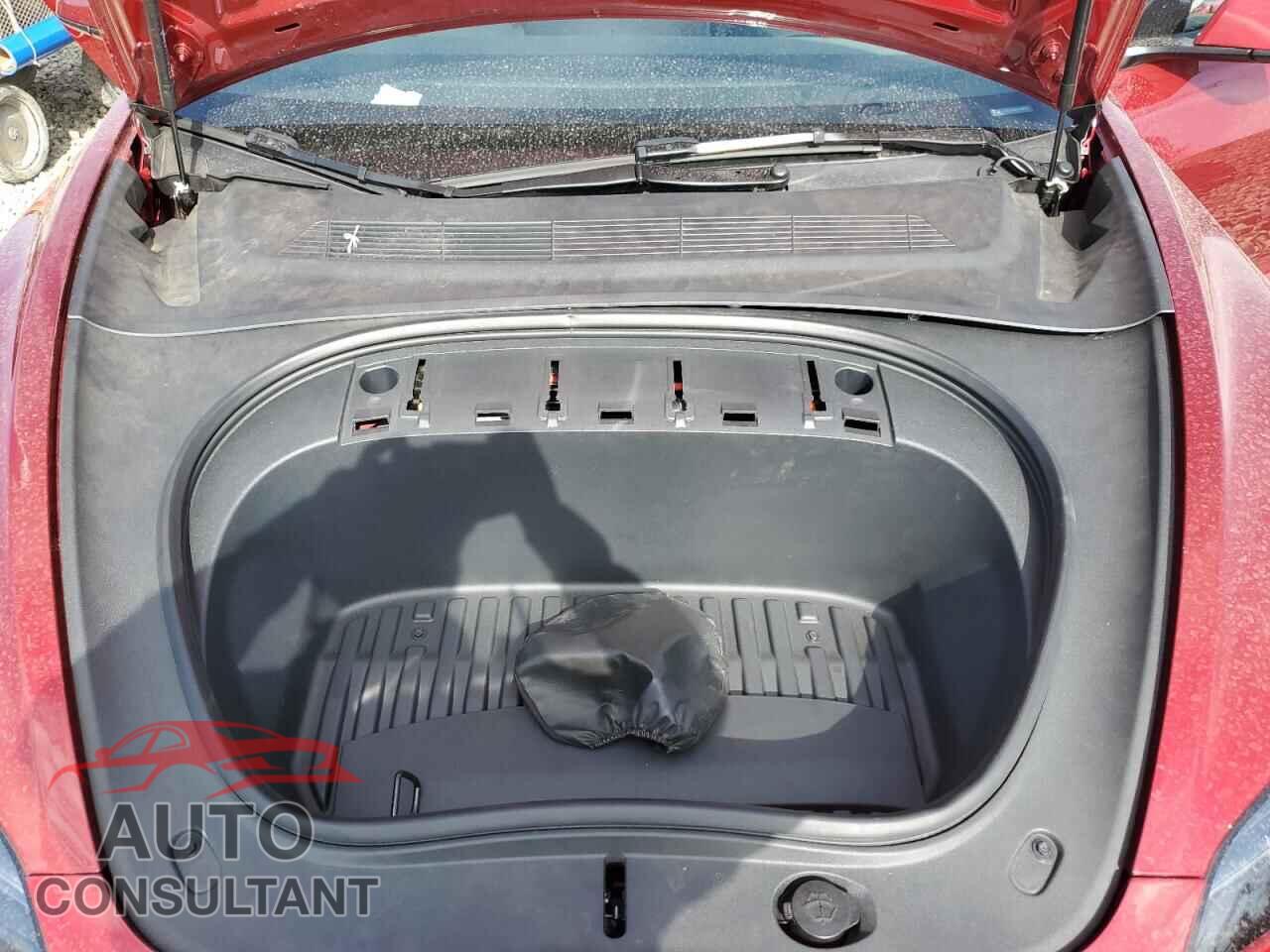 TESLA MODEL 3 2024 - 5YJ3E1EA5RF738445