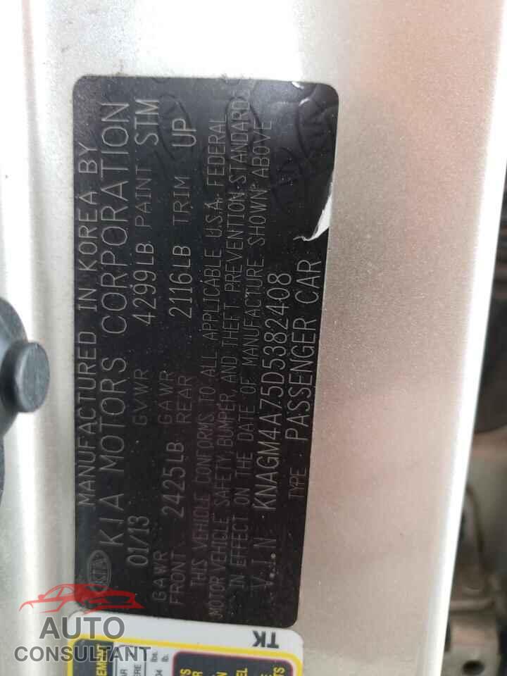 KIA OPTIMA 2013 - KNAGM4A75D5382408