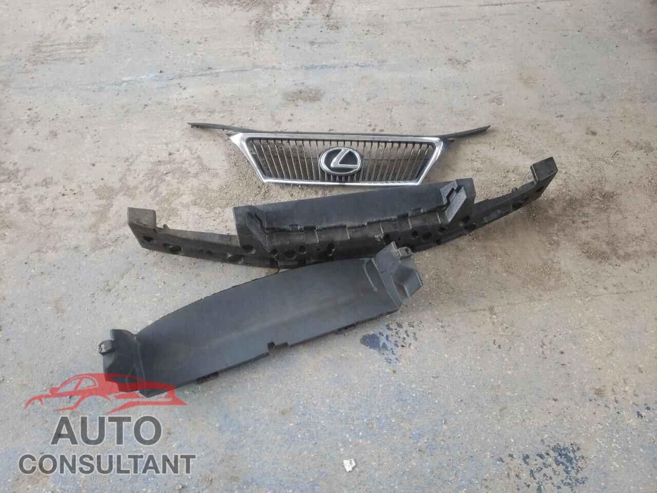 LEXUS IS 2011 - JTHBF5C28B5144112