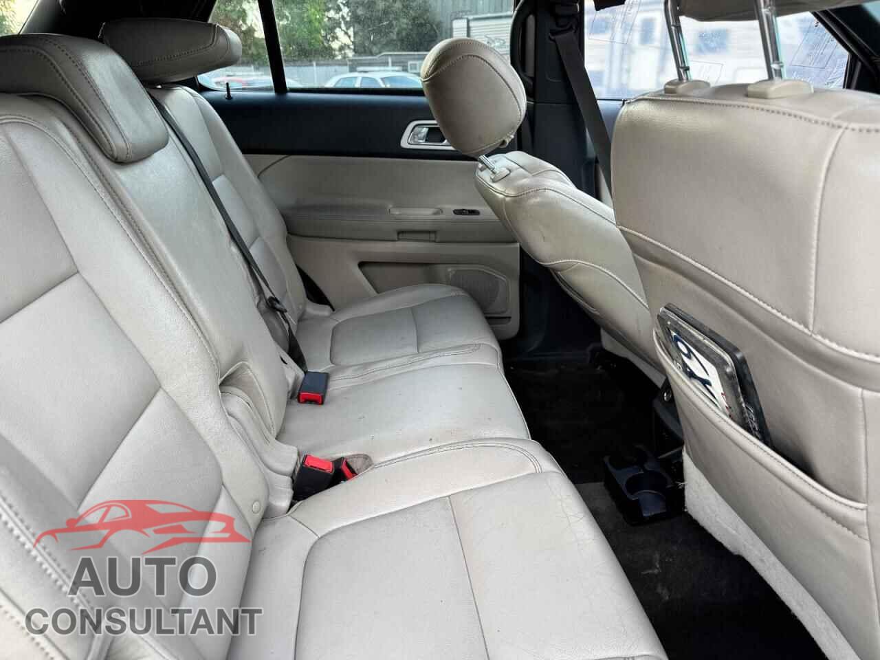 FORD EXPLORER 2011 - 1FMHK7D87BGA15865