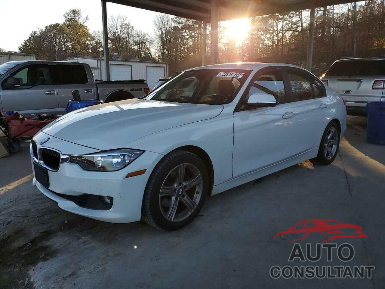 BMW 3 SERIES 2014 - WBA3C1C53EK109725