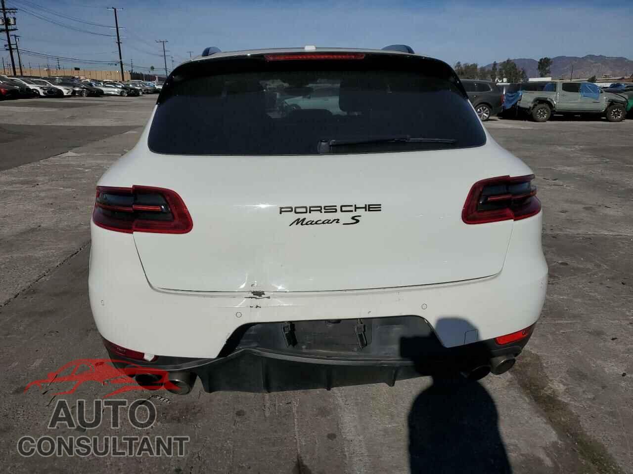 PORSCHE MACAN 2018 - WP1AB2A56JLB31498
