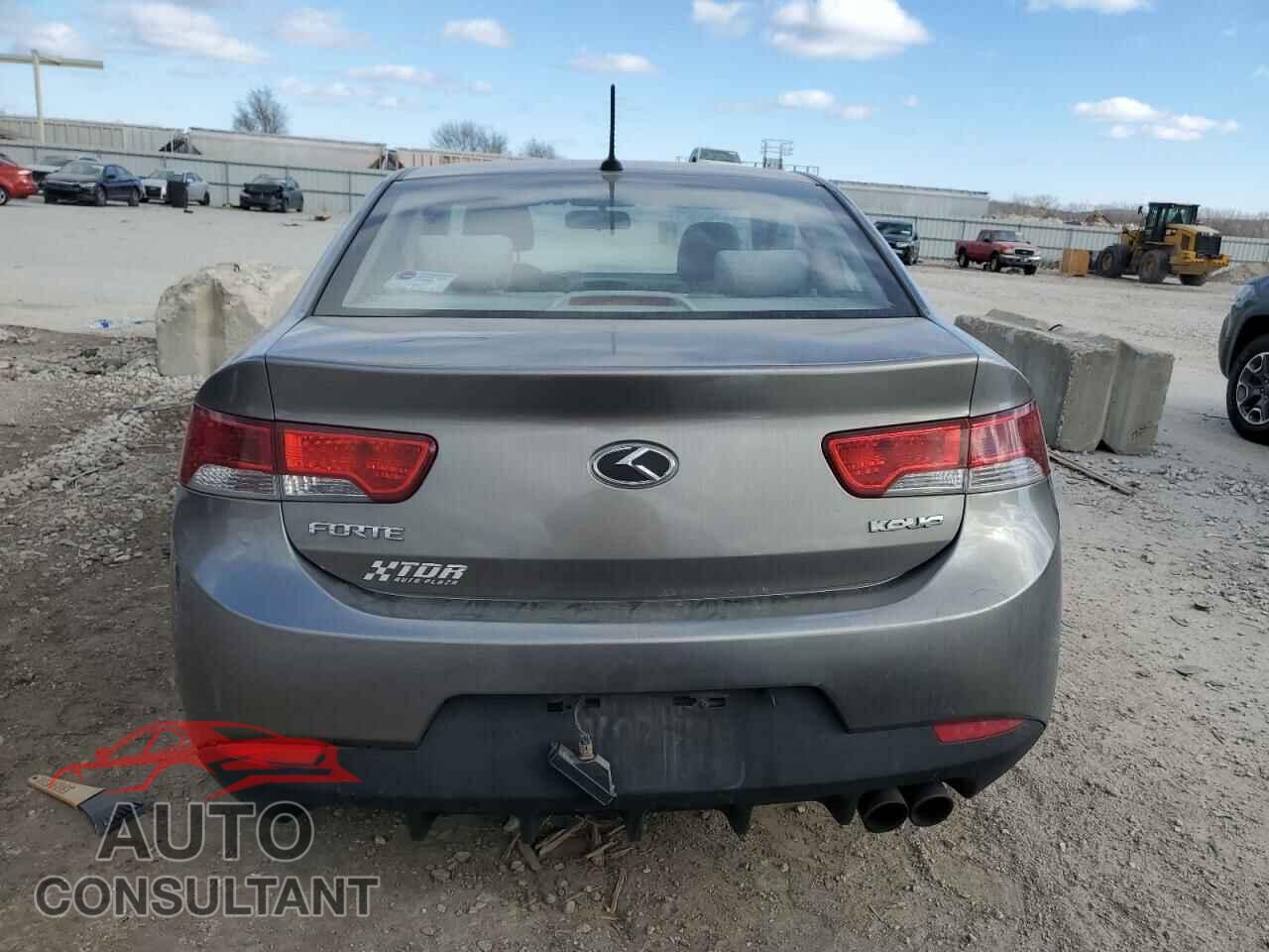 KIA FORTE 2010 - KNAFU6A29A5130541