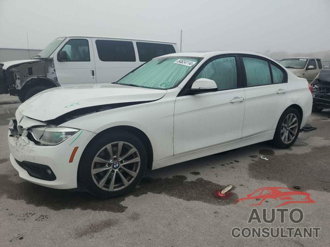 BMW 3 SERIES 2018 - WBA8E5G59JNV02722