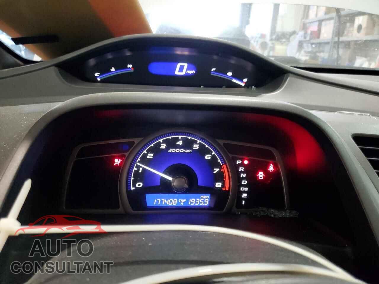HONDA CIVIC 2011 - 19XFA1F58BE046847