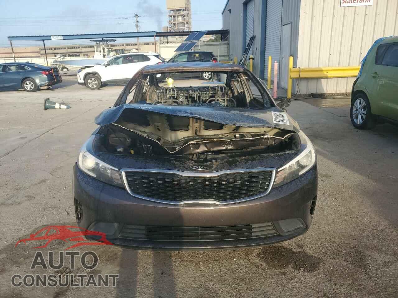 KIA FORTE 2017 - 3KPFK4A76HE028671
