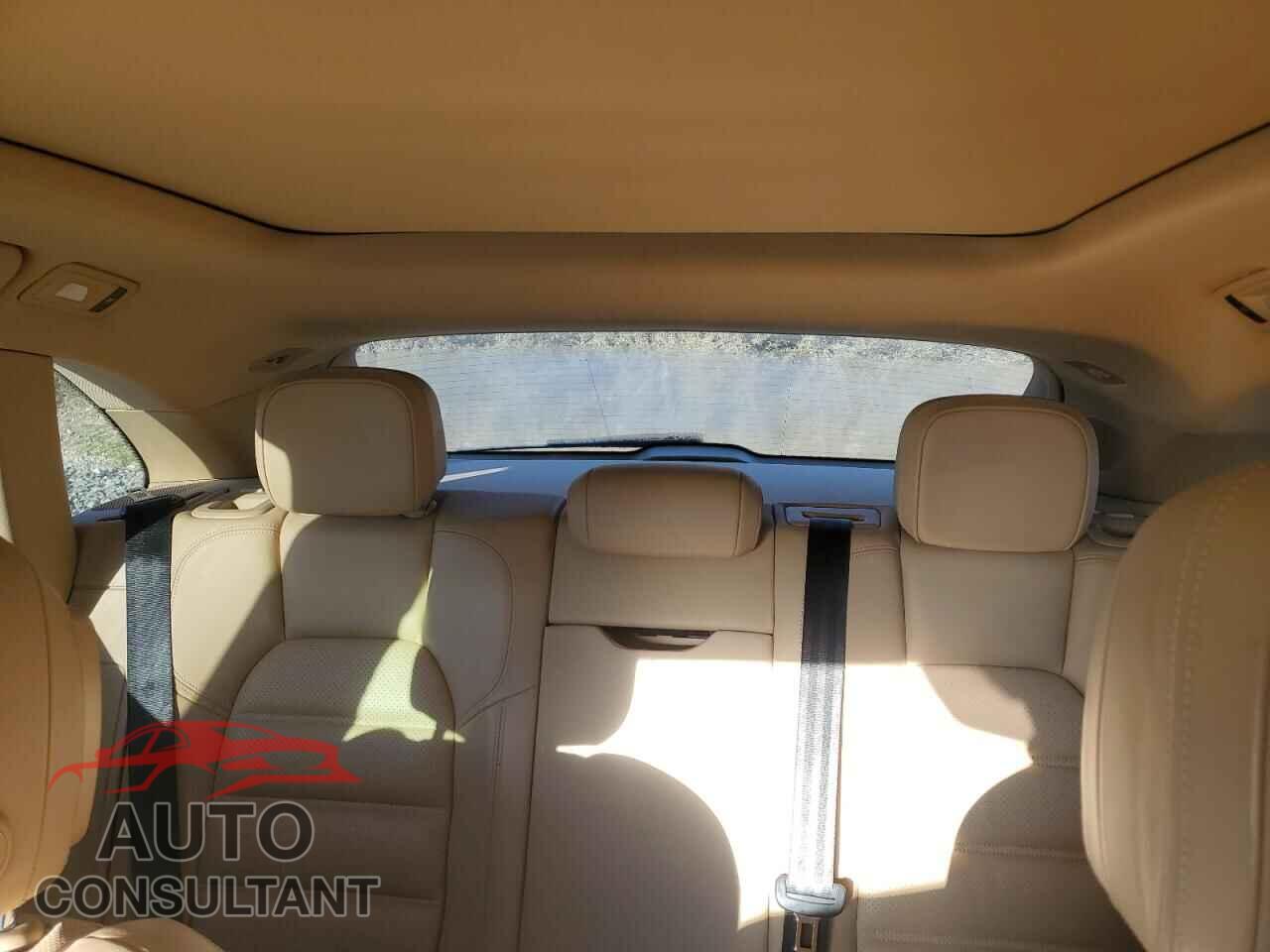PORSCHE MACAN 2015 - WP1AB2A56FLB66453