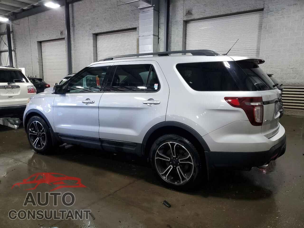 FORD EXPLORER 2015 - 1FM5K8GT3FGA77200